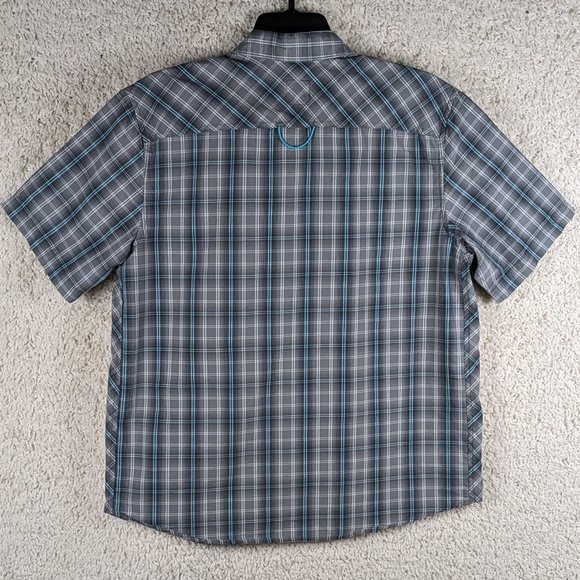 NordicTrack* Men's Short Sleeve Button Down Curved Hem Zipper Pocket Shirt~Large - Picture 7 of 13